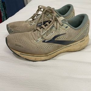 Brooks ghost 14 sneakers